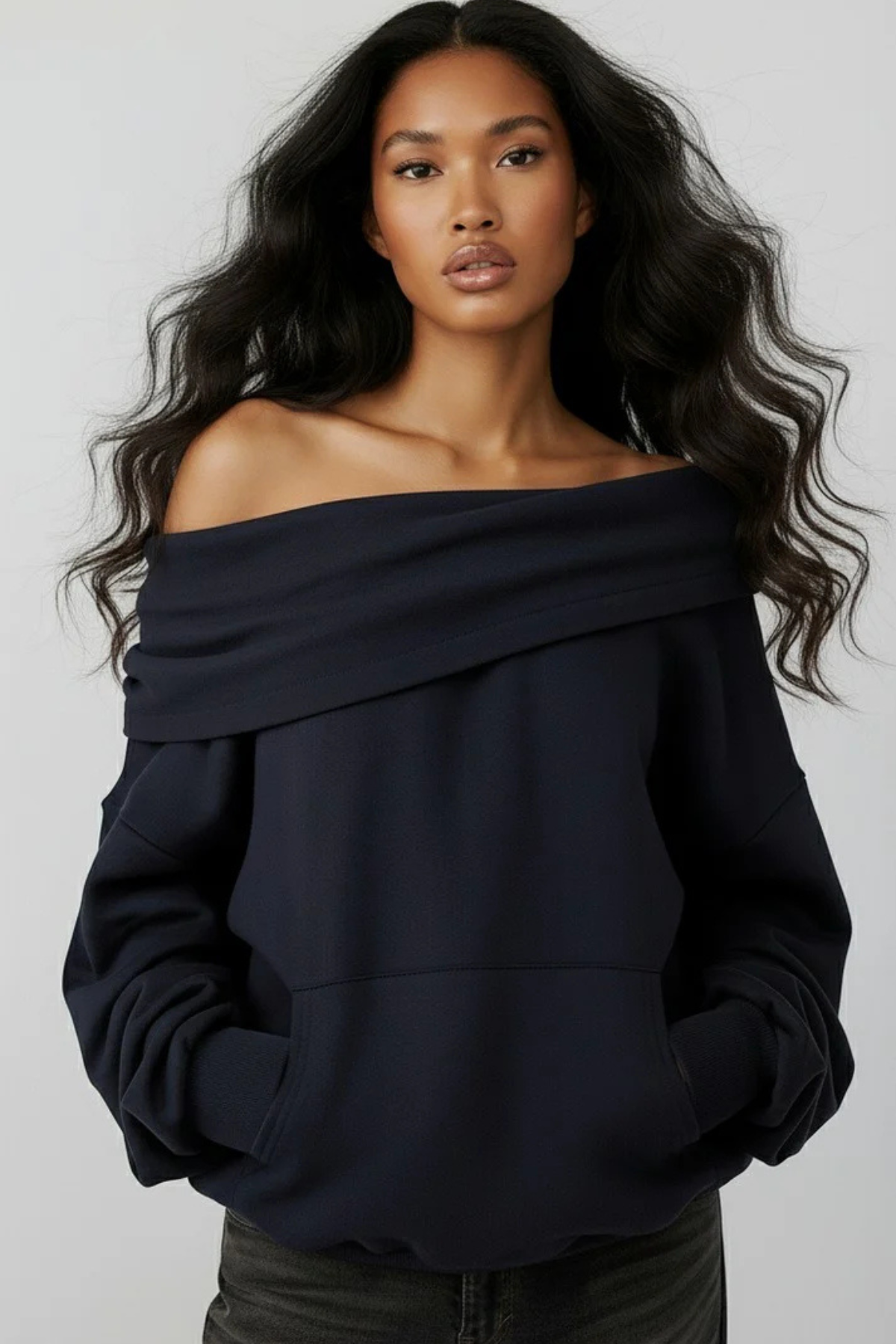 OVERSIZED HOODIE