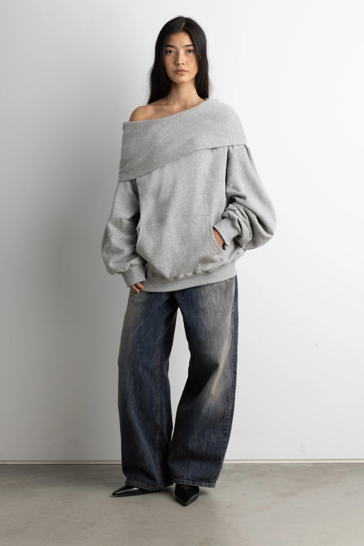 OVERSIZED HOODIE