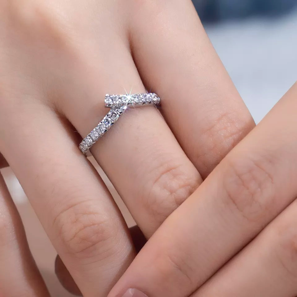 18k Gold Classic Lab Diamond Wedding Ring