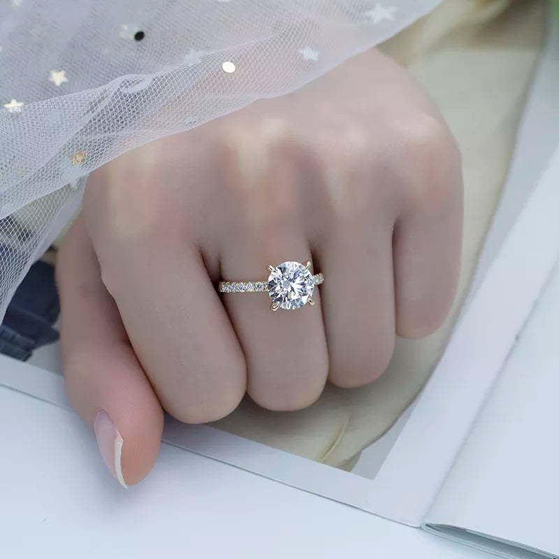 2.6Ct Round Engagement 18k Yellow Gold Lab Diamond Ring