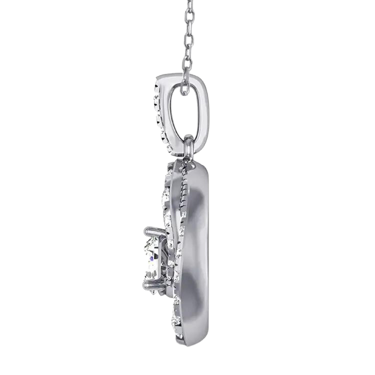 Luxurious Noble Diamond Necklace