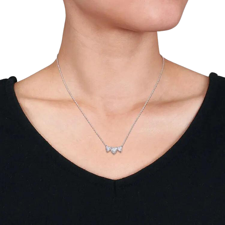 Luxurious Three Heart Diamond Necklace