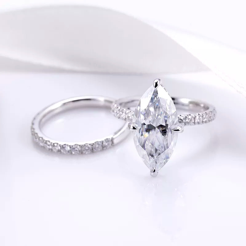Round Cut Lab Diamond Halo Engagement Ring Style