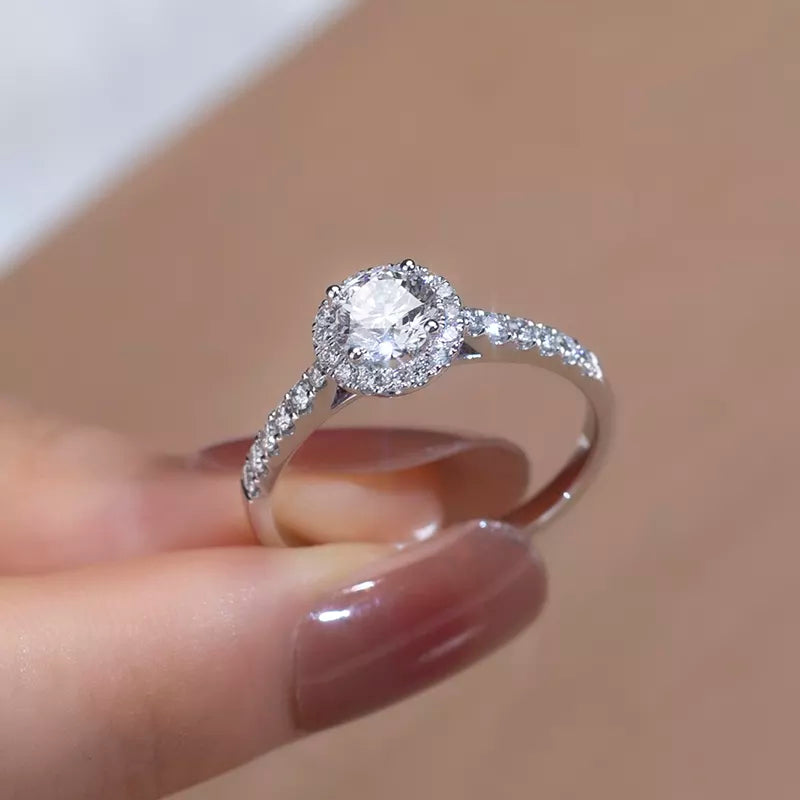 18k Gold 1Ct Halo Diamond Engagement Ring