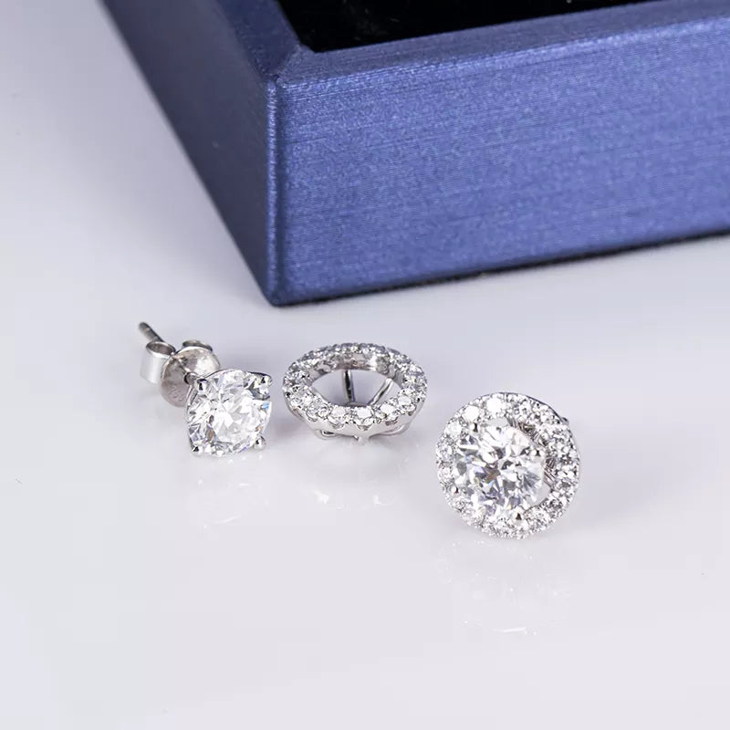 Round Cut 0.83ct D VS2 3EX 18k White Gold Diamond Stud Earrings