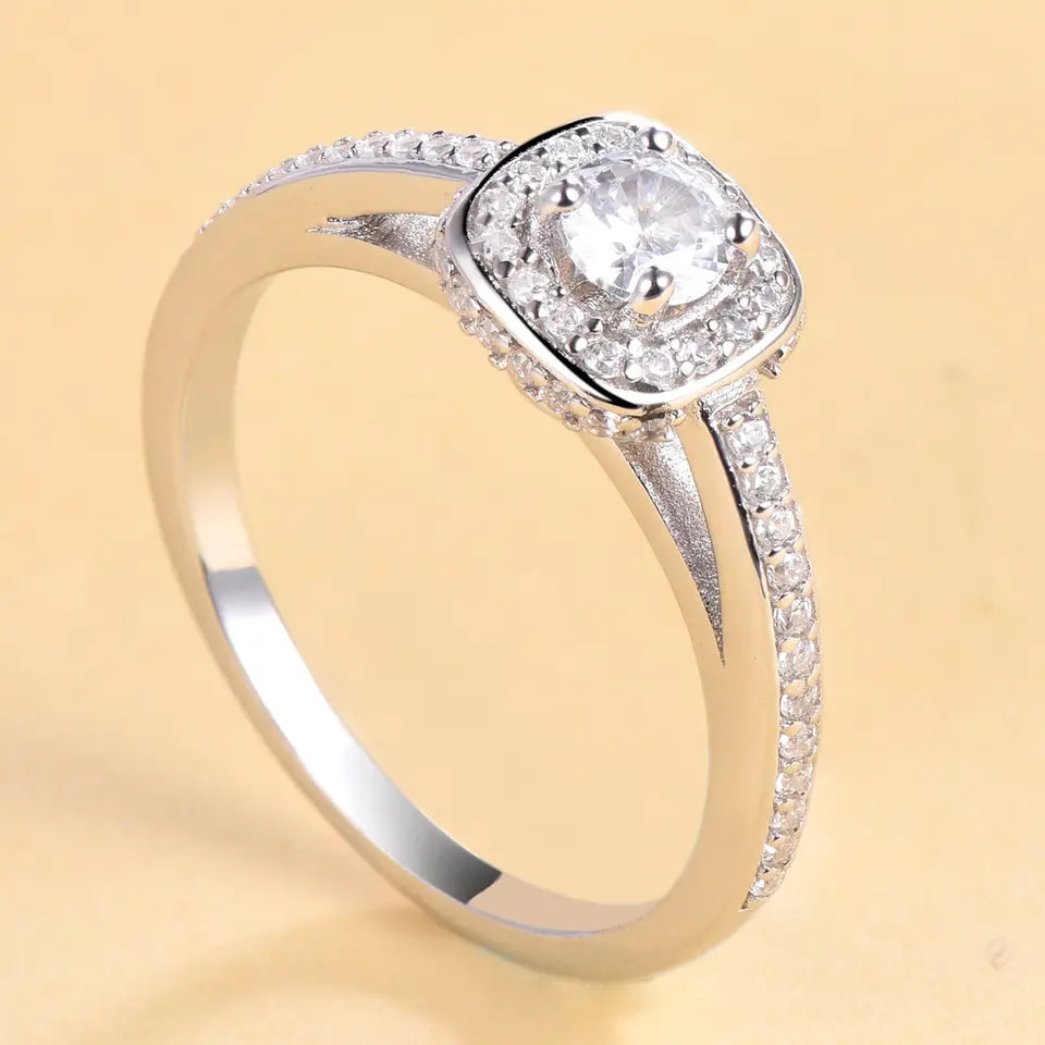 Elegant Solid Silver 925 Halo Stones Ring