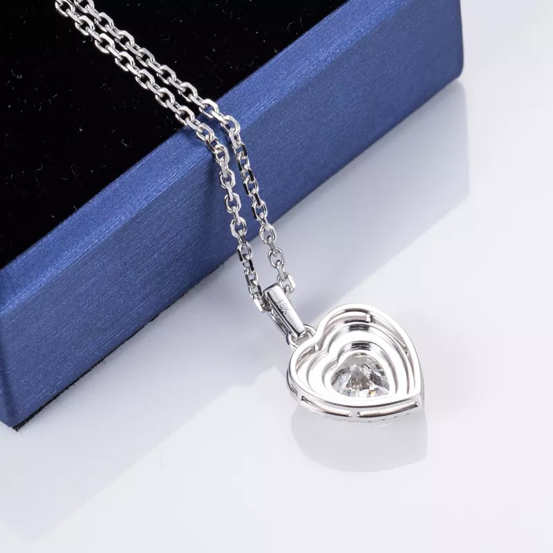 18k White Gold Heart Shape Diamond Necklace