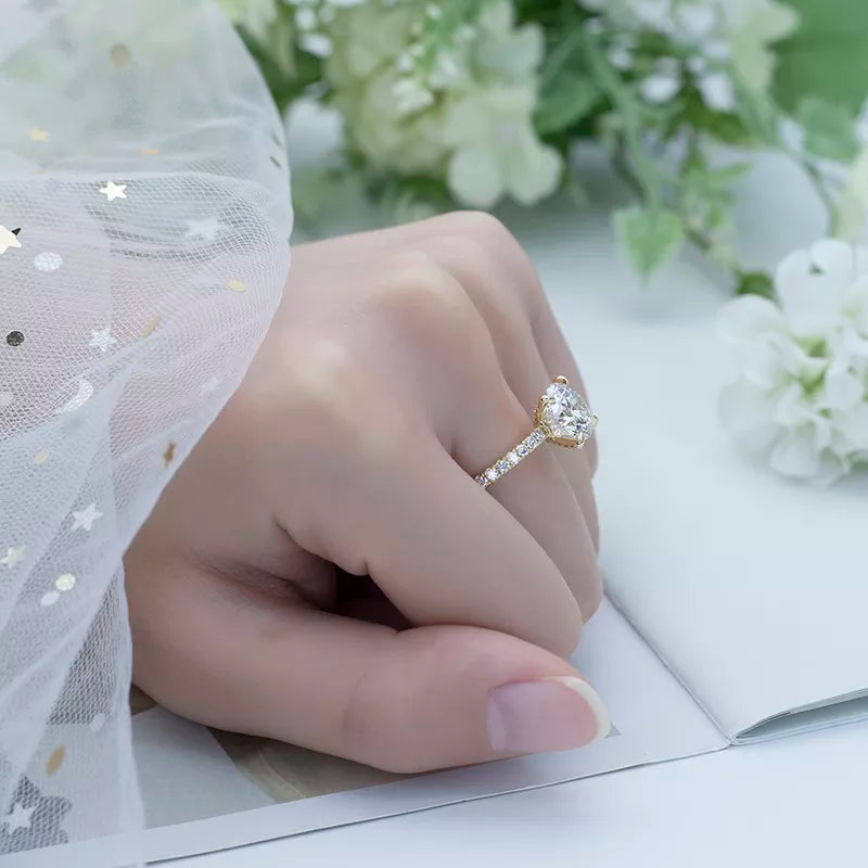 2.6Ct Round Engagement 18k Yellow Gold Lab Diamond Ring