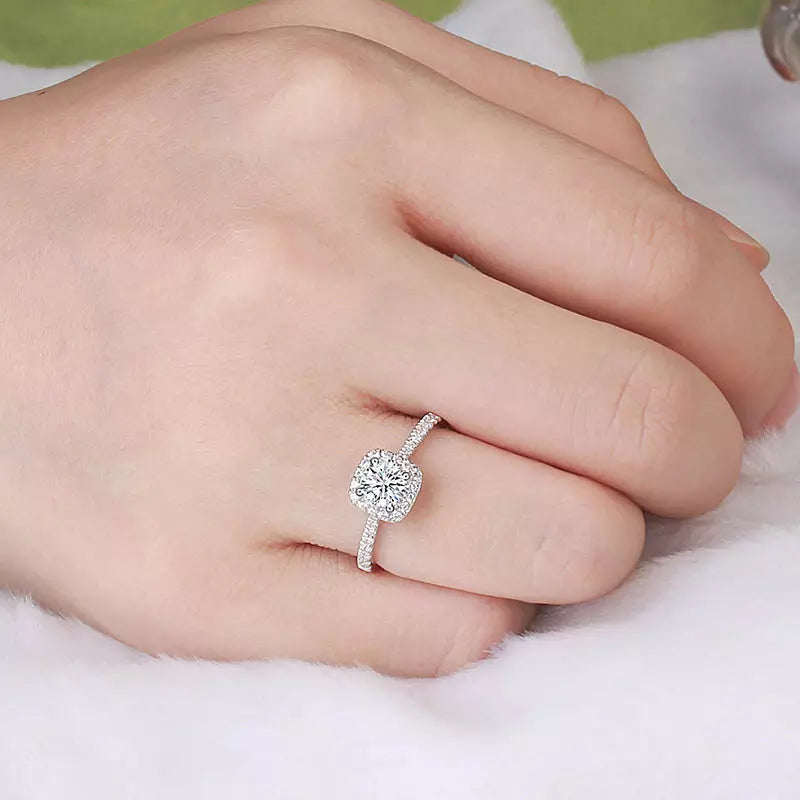 18k White Gold Halo Lab Grown Diamond Engagement Ring