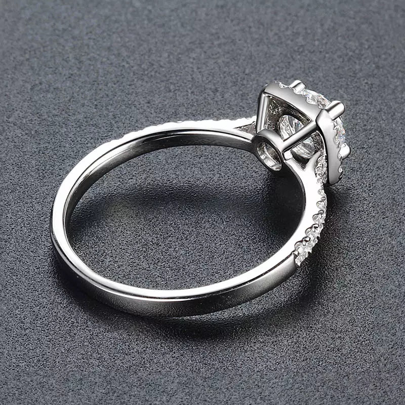 18k White Gold Halo Lab Grown Diamond Engagement Ring