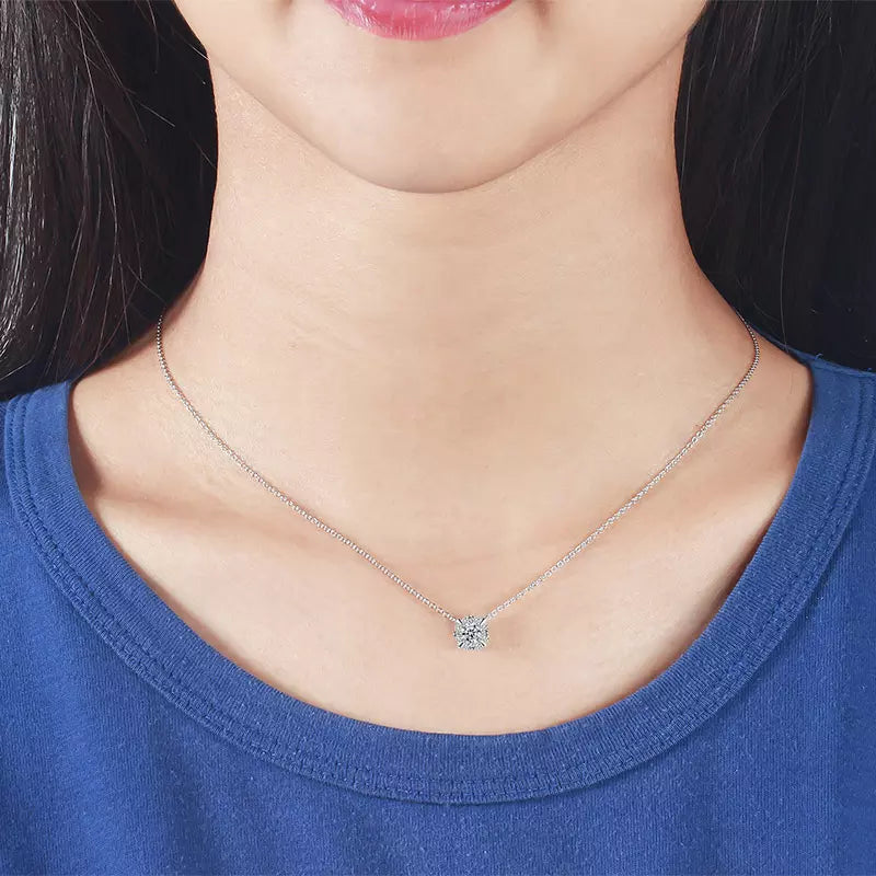 Diamond Pendant Necklace 18K White Gold
