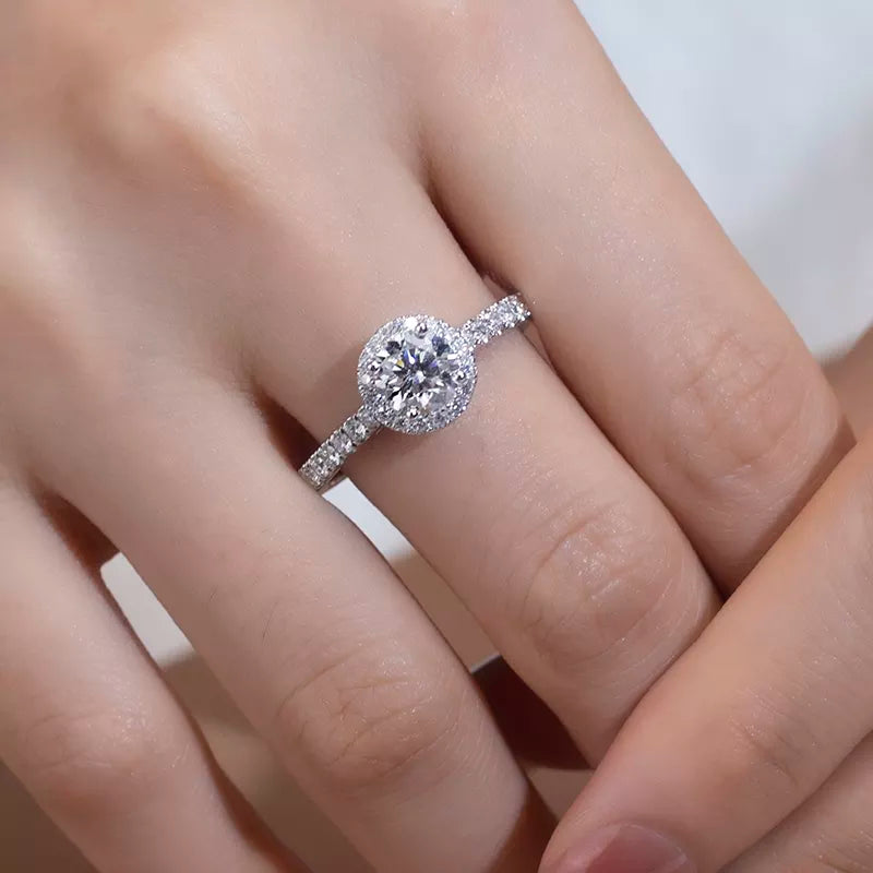 18k Gold 1Ct Halo Diamond Engagement Ring