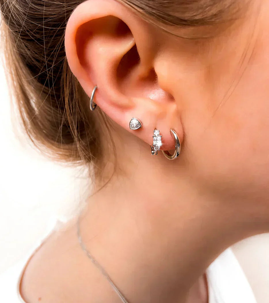 Sterling Silver Huggie Hoop Earrings (Silver)